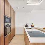 Carvajal Design - Walk To And Train 公寓 丰希罗拉