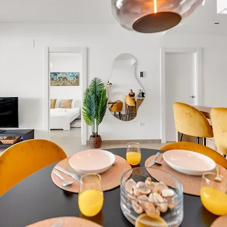 Carvajal Design - Walk To And Train *