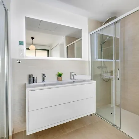 Carvajal Design - Walk To And Train