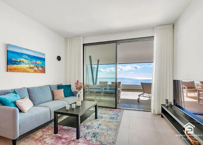 Carvajal Design - Walk To And Train *